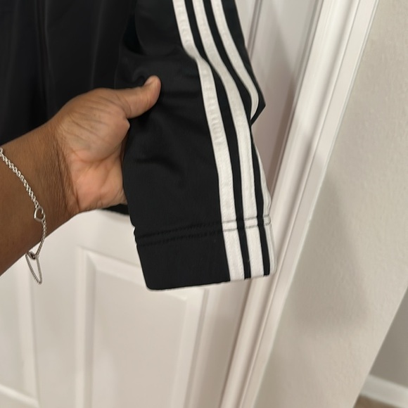 Adidas jacket - Picture 4 of 8